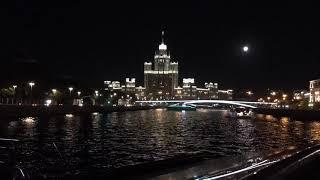 Moscow never sleeps. Круиз по ночной Москве-реке. Cruise along the Moskva River. Timelapse. DJ Smash