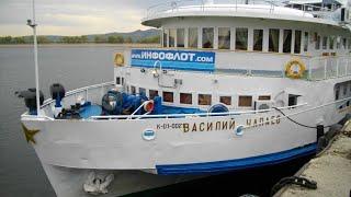 Теплоход "В.Чапаев" (305пр.) в Тольятти (6.09.10). Всероссийская конференция любителей речного флота
