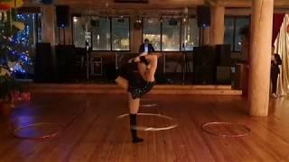 Анна Токарева. "Hula-Hoops" цирковой номер . (г. Киев)