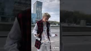 Егор Шип танцует под трек енлафа