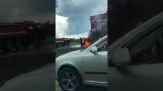 Молния ударила в машину в Веневе: видео с места происшествия