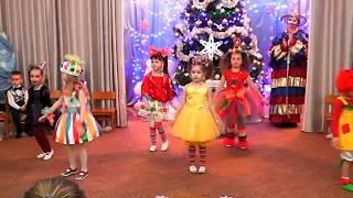 танок клоунес на новий рік ( дитячий садок )
