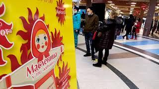 Хороши наши песни, задорные, веселые, так и хочется плясать, аж камера качается