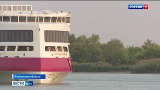 Застрял в таганрогском порту: круизный лайнер «Мустай Карим» не может выйти в море