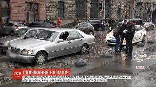 Правоохоронці затримали чоловіка, який палив шини біля СІЗО у Львові