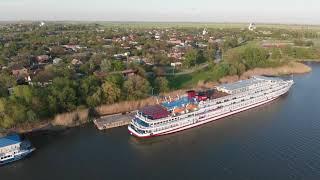 Теплоход А. Суворов в Старочеркасской. Круиз Волгоград-Ростов-на-Дону DJI 0005