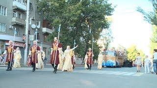 В День города по Волгограду прошел карнавал