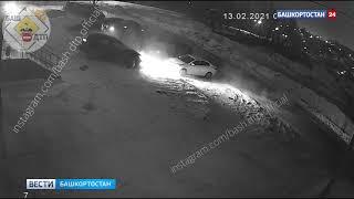 В Уфе внедорожник совершил удивительный кульбит на парковке, полной машин – видео