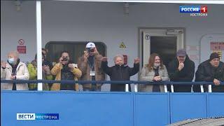 Первый в сезоне теплоход доставил в Кострому довольных туристов